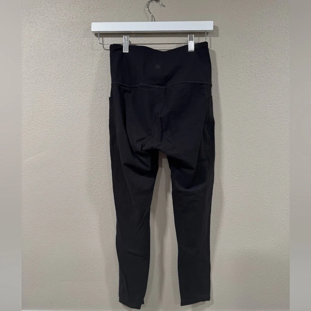 Women's FLX High-Rise Affirmation 7/8 Pocket Leggings - Picture 6 of 6